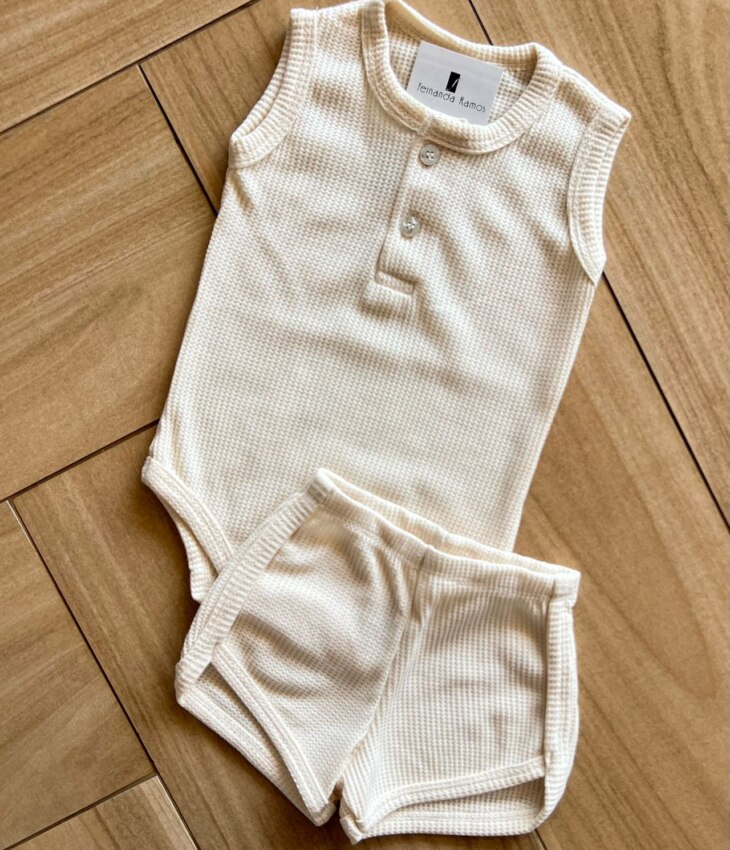 fernandaramoskids com br Conjunto Infantil Feminino Body e Short Bege 1