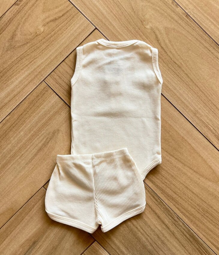 fernandaramoskids com br Conjunto Infantil Feminino Body e Short Bege 2