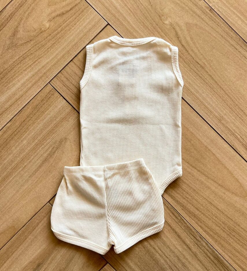 fernandaramoskids com br Conjunto Infantil Feminino Body e Short Bege 2
