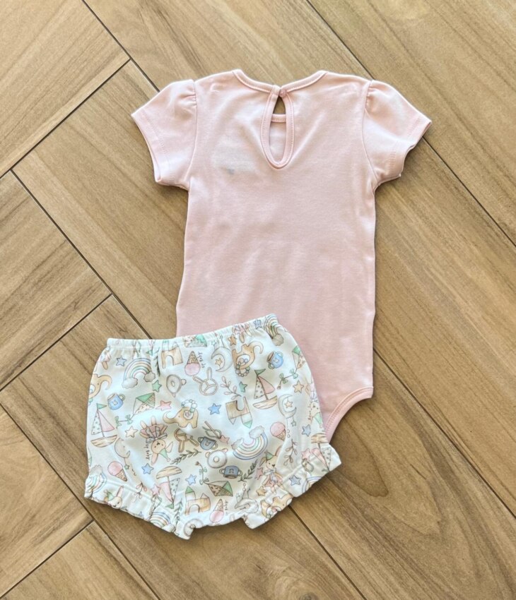 Conjunto Infantil Feminino Body Gatinho e Short Estampado Off White Fernanda Ramos Kids