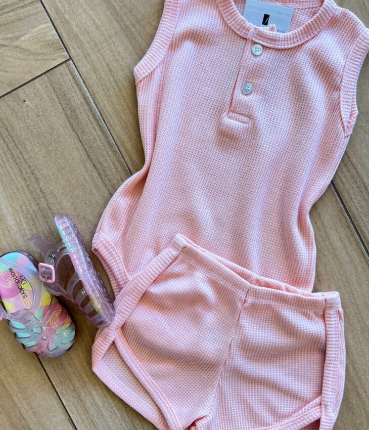 fernandaramoskids com br Conjunto Infantil Feminino Body Regata e Short Box Rosa1
