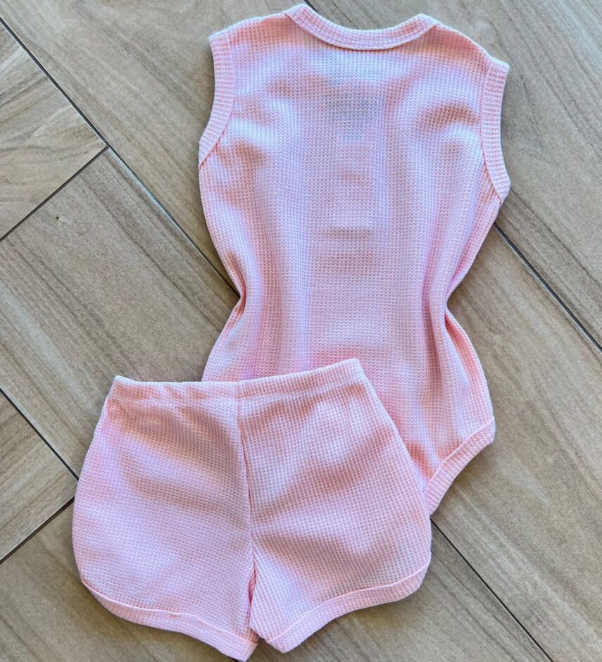 fernandaramoskids com br Conjunto Infantil Feminino Body Regata e Short Box Rosa2