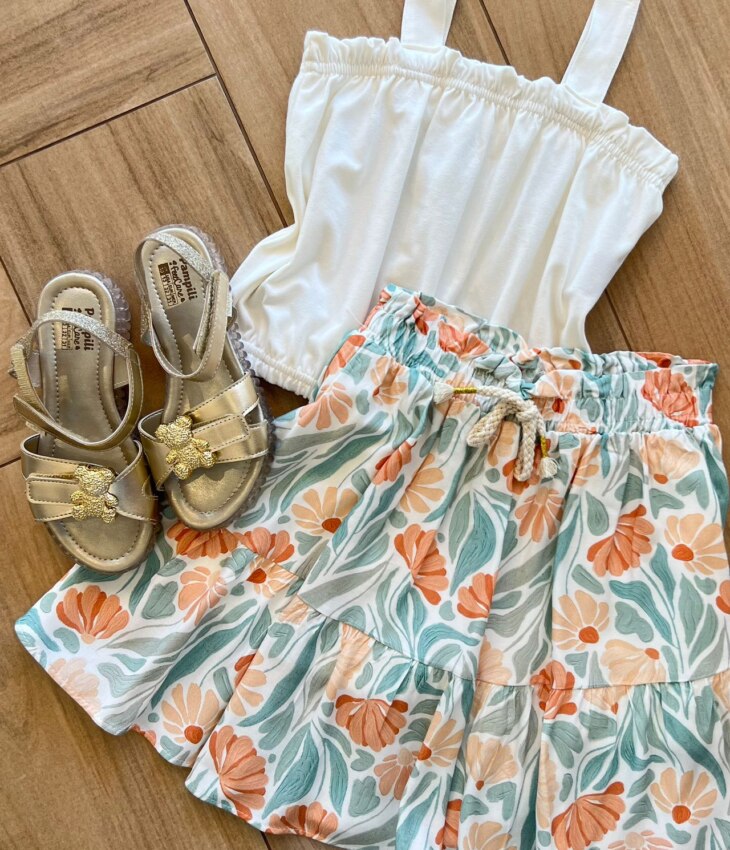 fernandaramoskids com br Conjunto Infantil Feminino Cropped e Short Saia Estampa Floral1
