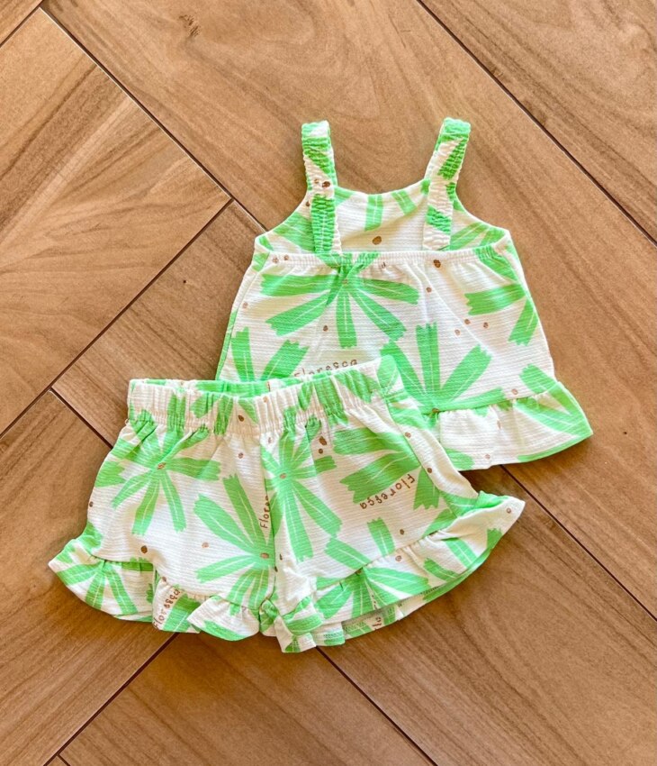 fernandaramoskids com br Conjunto Infantil Feminino Regata e Short Estampado Floresça2