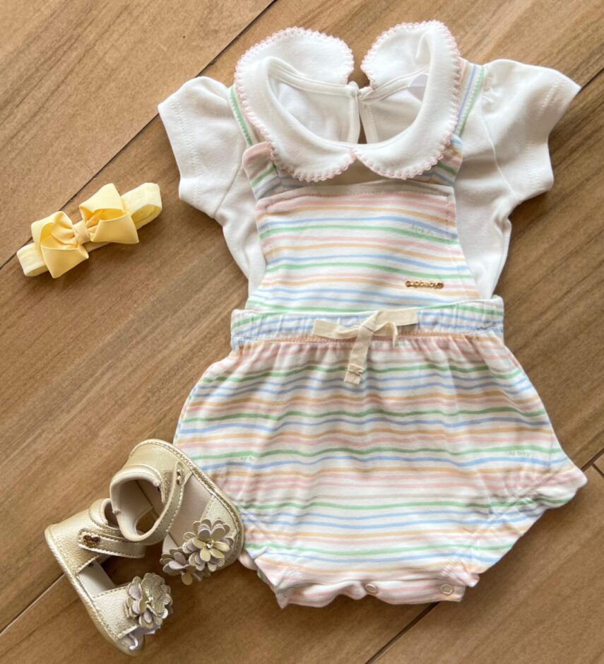 Conjunto Infantil Feminino Suede Body Off White e Jardineira Listrada Fernanda Ramos Kids