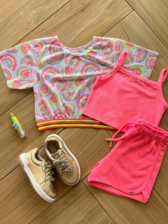 Conjunto Infantil Feminino Top Blusa Boxy e Short Moletom Estampado Fernanda Ramos Kids