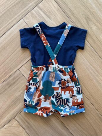 Conjunto Infantil Masculino Body Azul e Jardineira Moletom Estampada Fernanda Ramos Kids