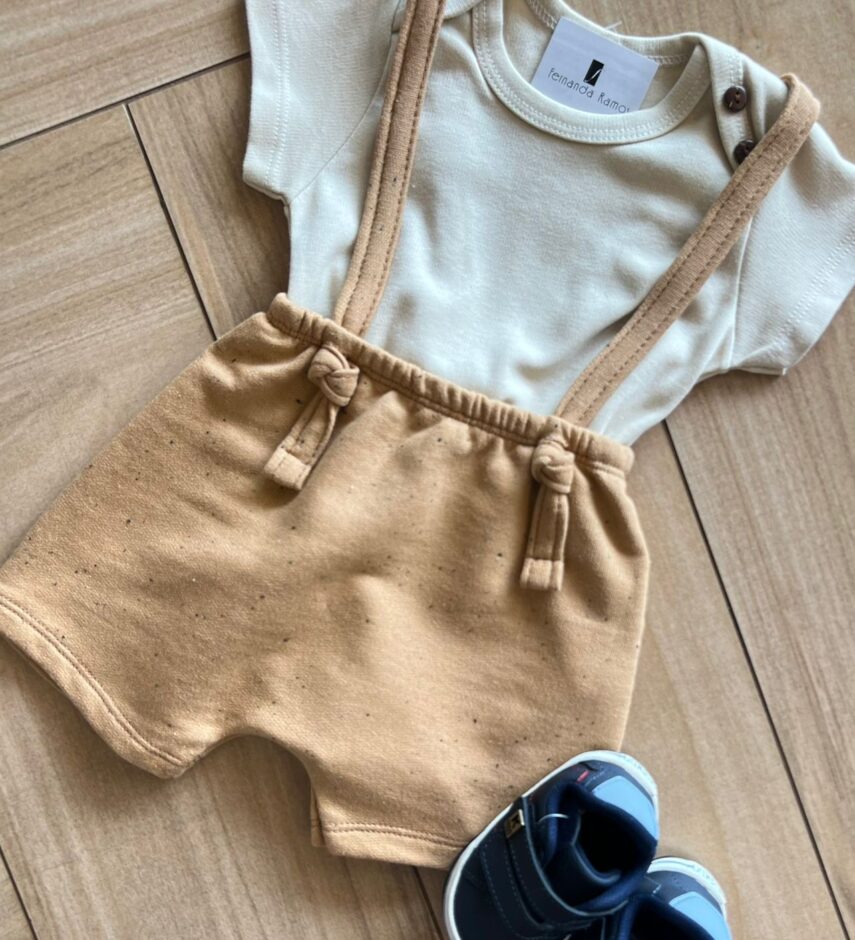 fernandaramoskids com br Conjunto Infantil Masculino Body Bege e Jardineira Moletom Mescla 1