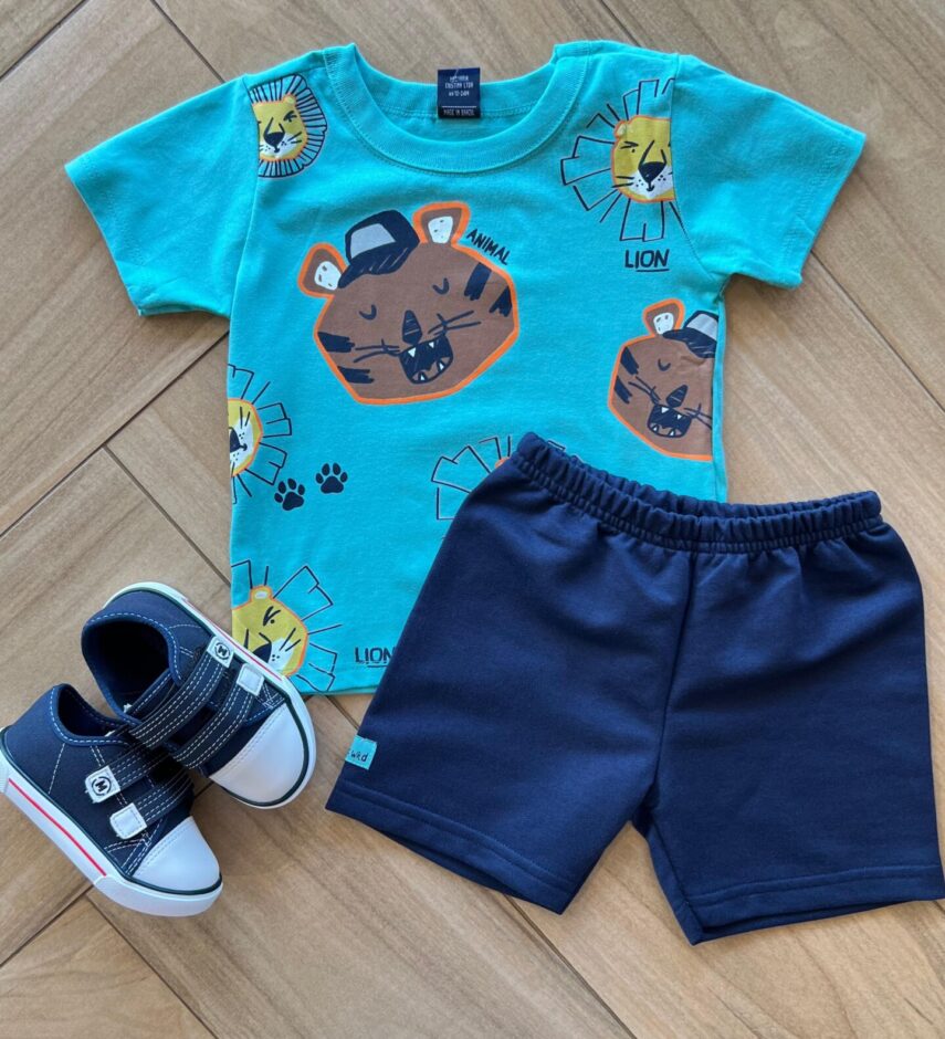Conjunto Infantil Masculino Camiseta Animal Azul e Bermuda Azul Marinho Fernanda Ramos Kids