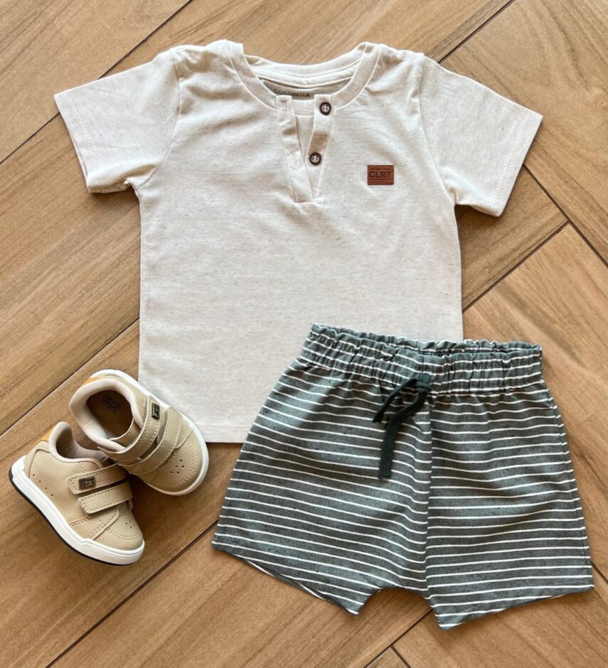 Fernanda ramos kids Conjunto Infantil Masculino Camiseta Bege Bermuda Listrada
