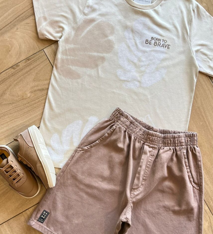 fernandaramoskids com br Conjunto Infantil Masculino Camiseta Born To Be Brave e Bermuda1