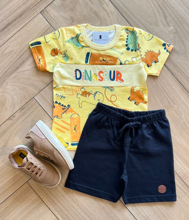 Conjunto Infantil Masculino Camiseta Dinosaur e Bermuda Preta Fernanda Ramos Kids