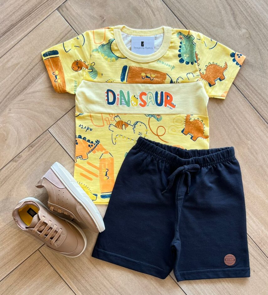 Conjunto Infantil Masculino Camiseta Dinosaur e Bermuda Preta Fernanda Ramos Kids