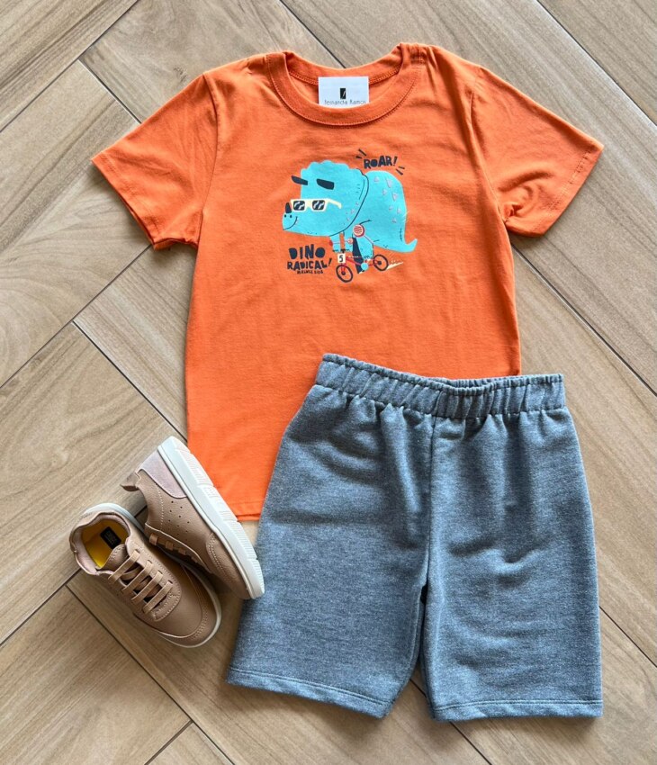 Conjunto Infantil Masculino Camiseta e Bermuda Dino Fernanda Ramos Kids