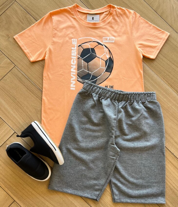 Conjunto Infantil Masculino Camiseta e Bermuda Invincible Fernanda Ramos Kids