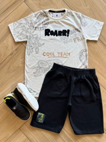Conjunto Infantil Masculino Camiseta Roarr e Bermuda Preta Fernanda Ramos Kids