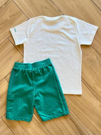 Conjunto Infantil Masculino Camiseta The Future e Bermuda Verde Fernanda Ramos Kids