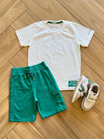 Conjunto Infantil Masculino Camiseta The Future e Bermuda Verde Fernanda Ramos Kids