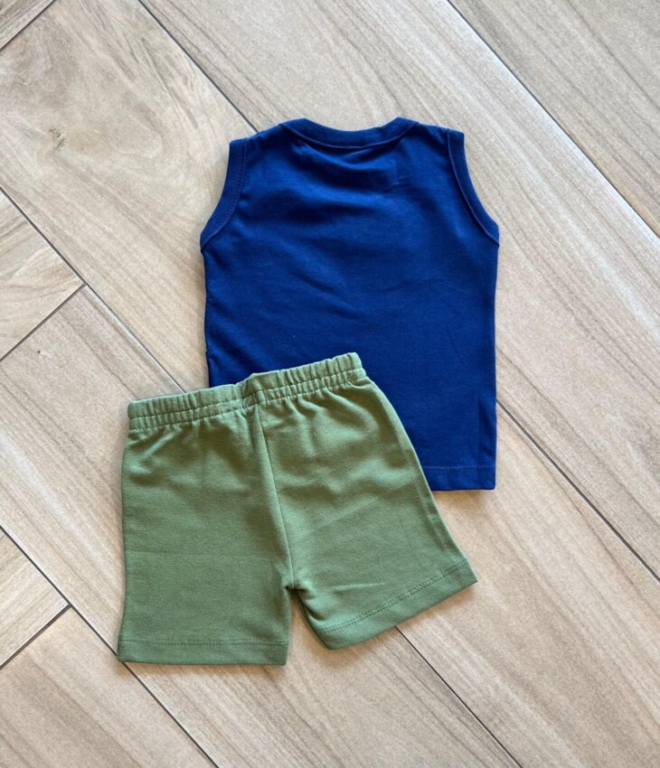 fernandaramoskids com br Conjunto Infantil Masculino Regata Crocodilo e Bermuda Verde2