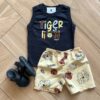 Conjunto Infantil Masculino Regata Preta e Bermuda Amarelo Safari Fernanda Ramos Kids