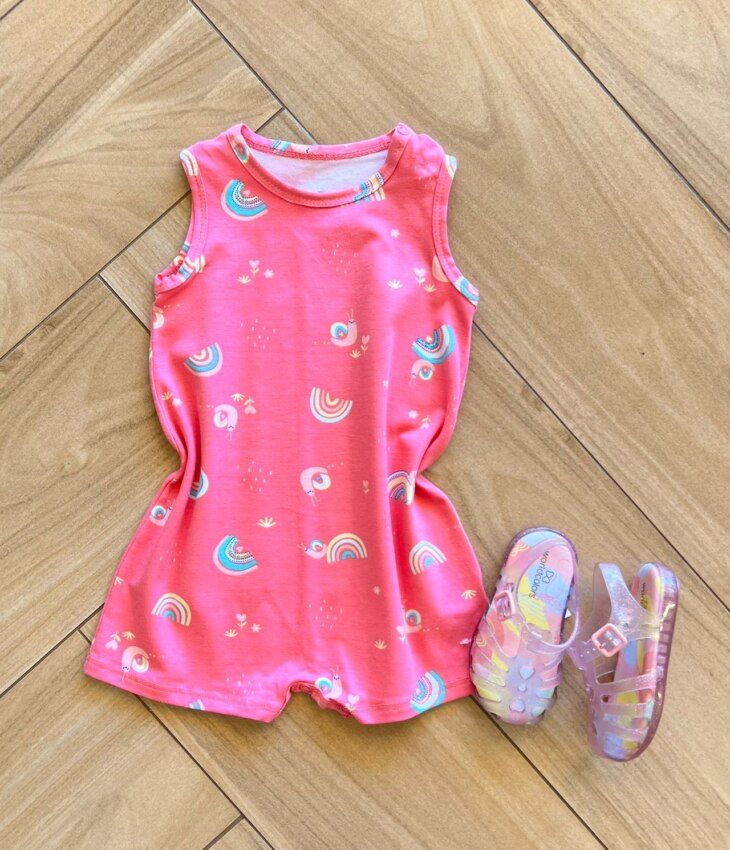 Macaquinho Infantil Feminino Estampado Arco Íris Rosa Fernanda Ramos Kids
