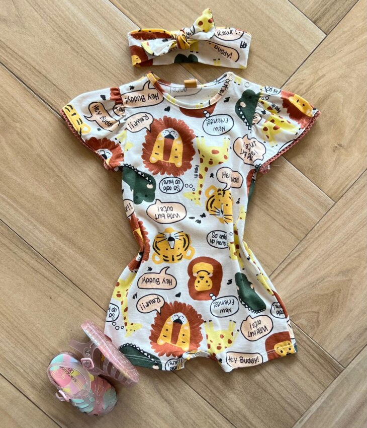 Macaquinho Infantil Feminino Estamapado Safari Off White Fernanda Ramos Kid