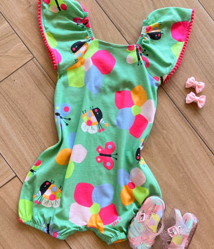 fernandaramoskids com br Macaquinho Infantil Feminino Meia Malha Estampa Flor Verde1
