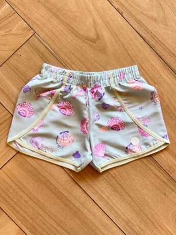 Short Infantil Feminino Estampado Concha Verde Fernanda Ramos Kids