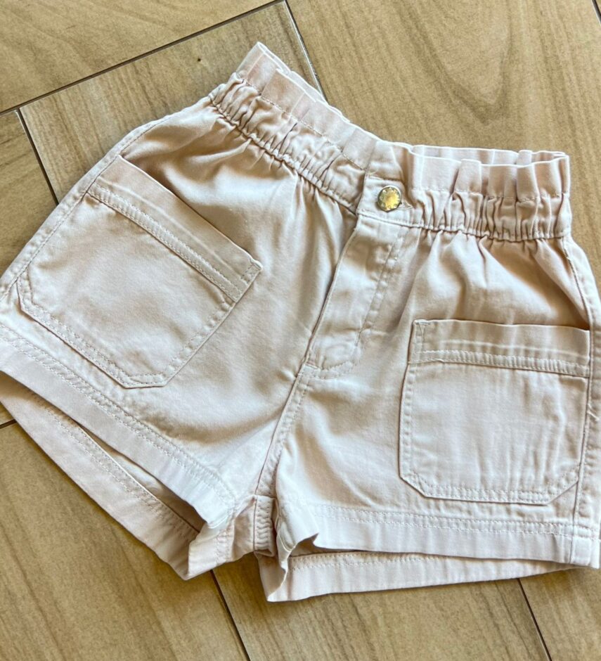 fernandaramoskids com br Short Infantil Feminino Jeans Bolso frontal Bege1