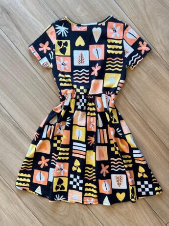 fernandaramoskids com br Vestido Infantil Feminino Curto Evase Estampa Manga curta 1