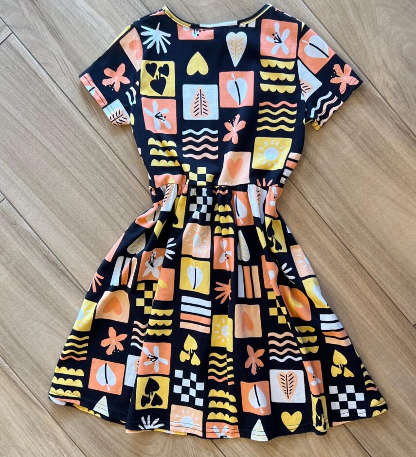 fernandaramoskids com br Vestido Infantil Feminino Curto Evase Estampa Manga curta 1
