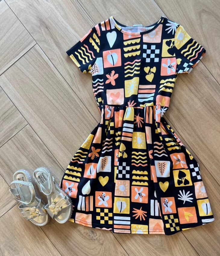 Vestido Infantil Feminino Curto Evase Estampa Manga curta Fernanda ramos kids