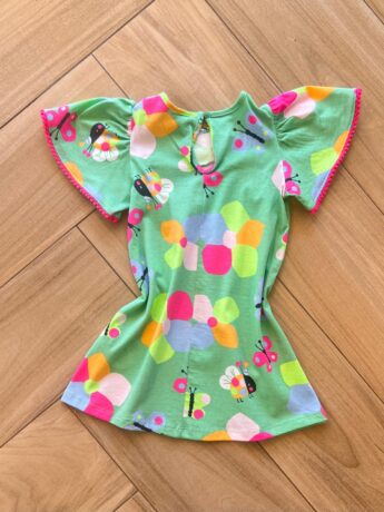 fernandaramoskids com br Vestido Infantil Feminino Estampa com Detalhe de Aplicação na Manga 1
