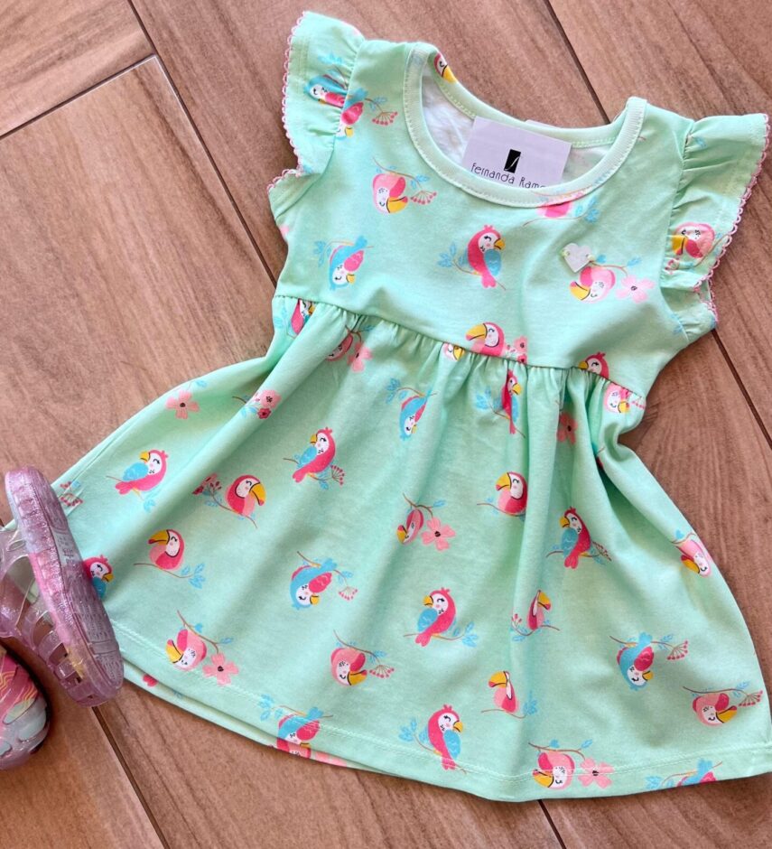 fernandaramoskids com br Vestido Infantil Feminino Rodado Estampa Passarinhos Verde1