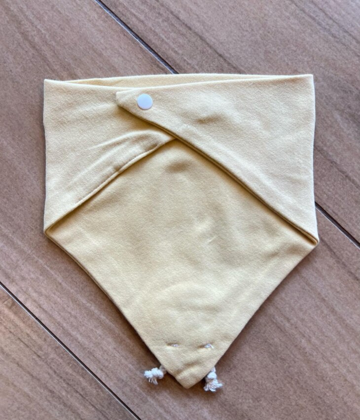 fernandaramoskids com br Babador Infantil Masculino Detalhe do Bichinho Amarelo2