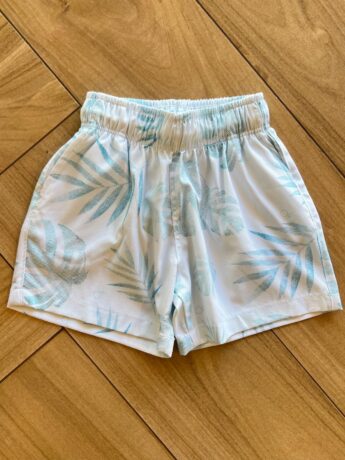 Bermuda Infantil Masculina Boxer Folhagem Fundo Azul Claro Fernanda Ramos Kids