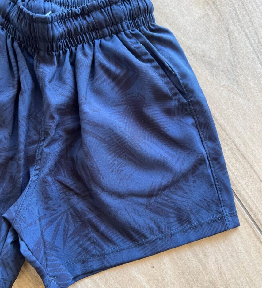 fernandaramoskids com br Bermuda Infantil Masculina Boxer Folhagem Fundo Azul Marinho1
