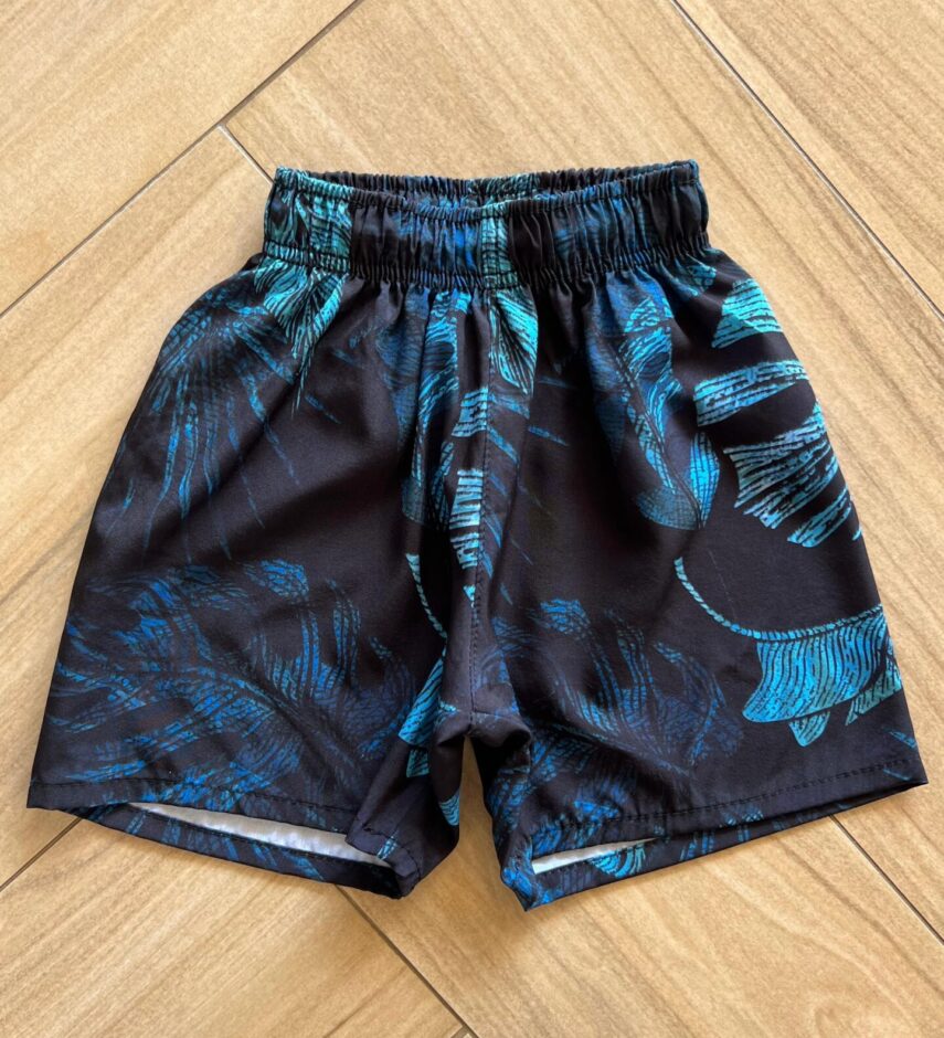 fernandaramoskids com br Bermuda Infantil Masculina Boxer Folhagem Fundo Preto