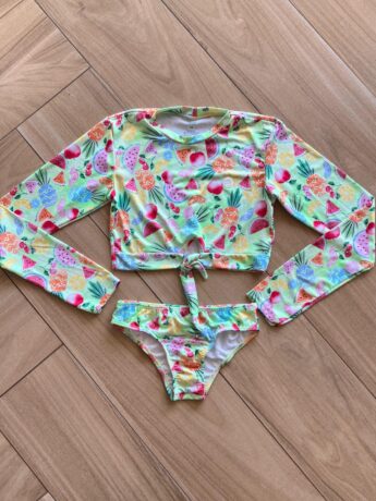 Biquíni Infantil Feminino Cropped e Calcinha Estampa Frutas Fernanda Ramos Kids
