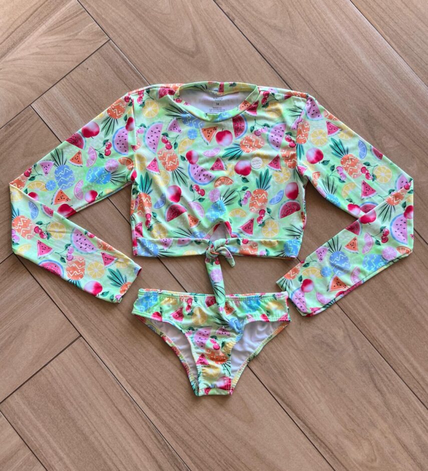 Biquíni Infantil Feminino Cropped e Calcinha Estampa Frutas Fernanda Ramos Kids