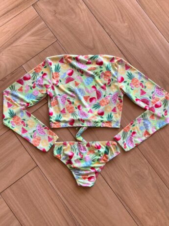 fernandaramoskids com br Biquíni Infantil Feminino Cropped e Calcinha Estampa Frutas 1