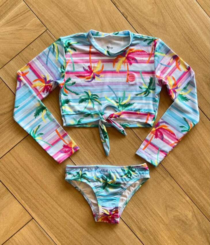 Biquíni Infantil Feminino Cropped e Calcinha Estampa Tropical Azul Fernanda Ramos Kids