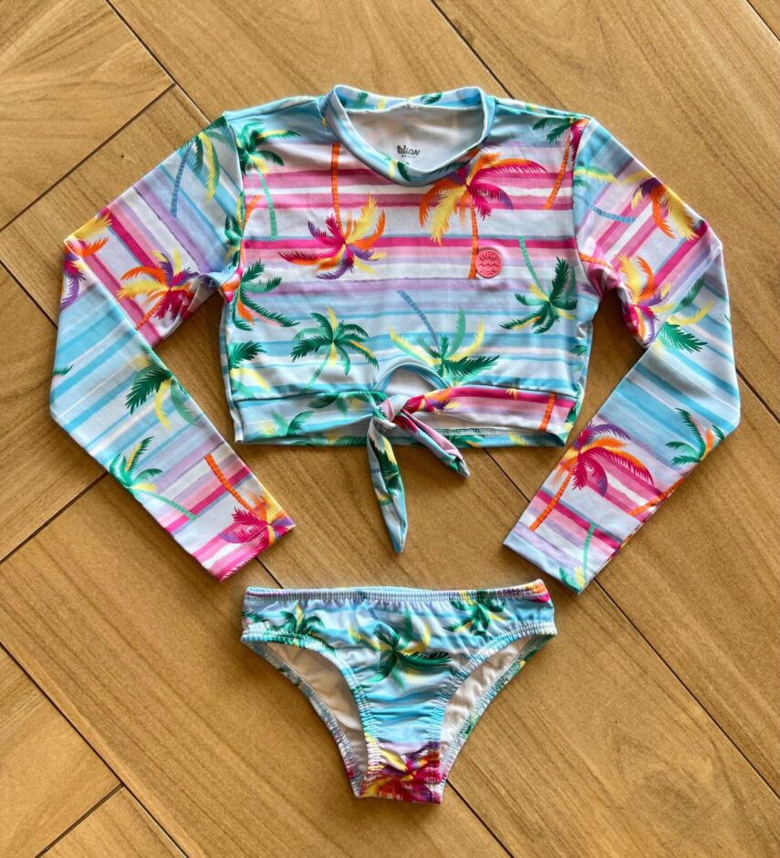 Biquíni Infantil Feminino Cropped e Calcinha Estampa Tropical Azul Fernanda Ramos Kids