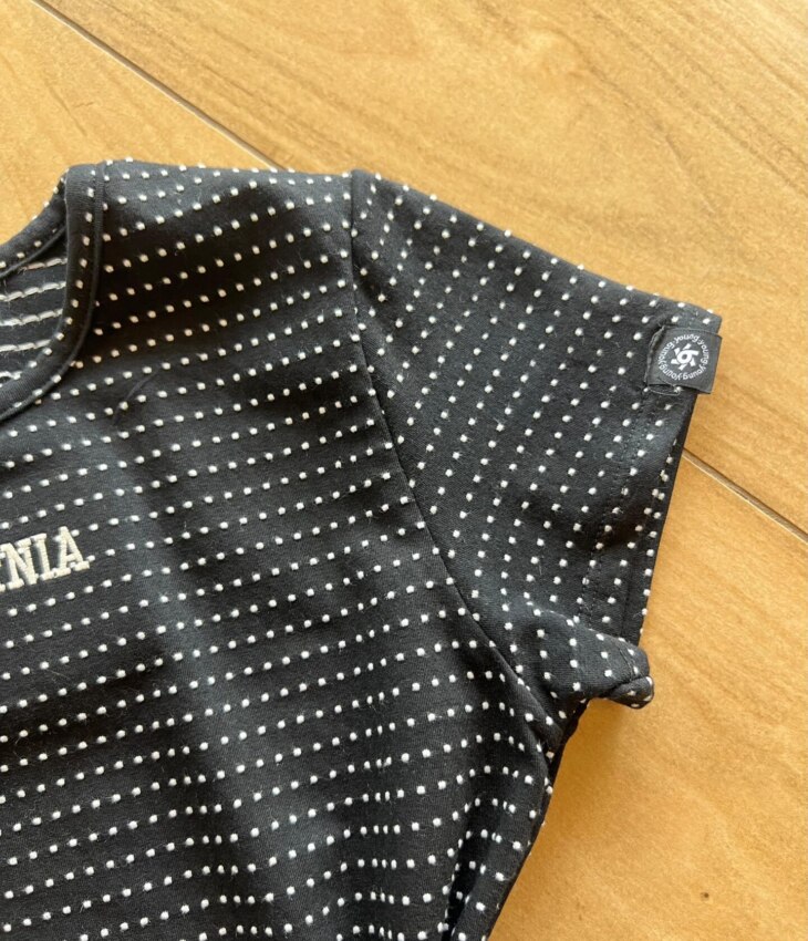 fernandaramoskids com br Blusa Cropped Infantil Feminino com Abertura Preto Estampado1