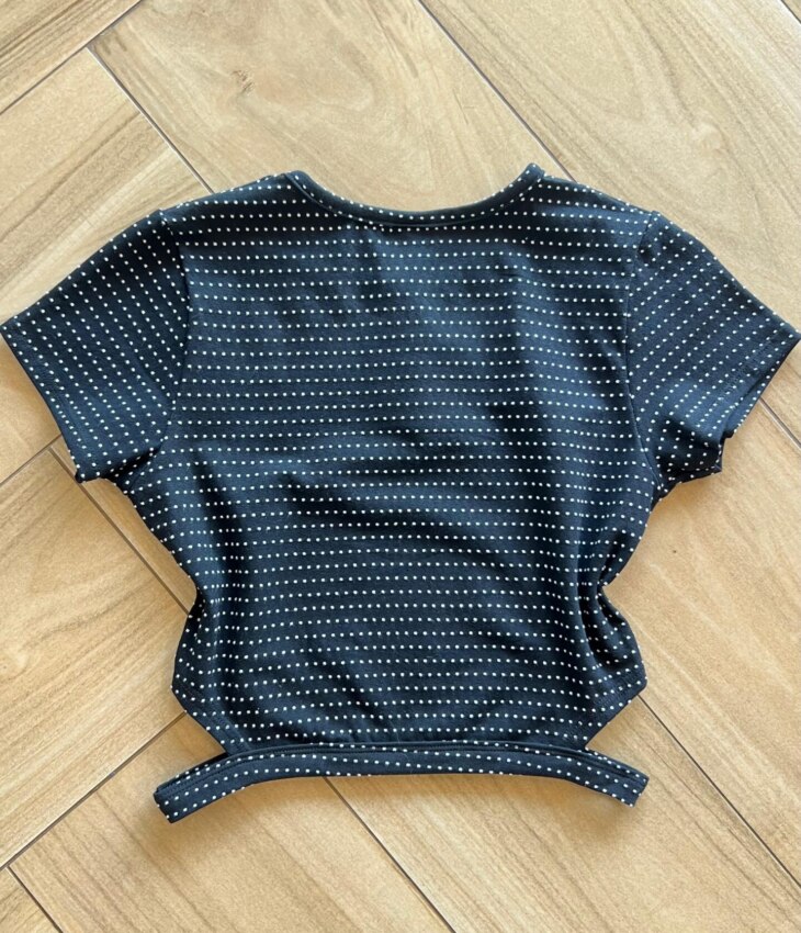 fernandaramoskids com br Blusa Cropped Infantil Feminino com Abertura Preto Estampado2
