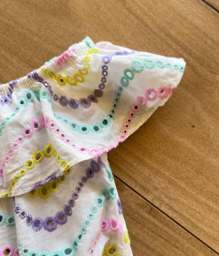 fernandaramoskids com br Blusa Cropped Infantil Feminino com Babado e Bordados Coloridos1