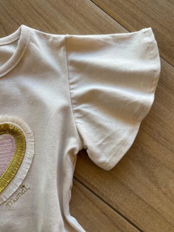 fernandaramoskids com br Blusa Cropped Infantil Feminino com Bordado Coração Bege1