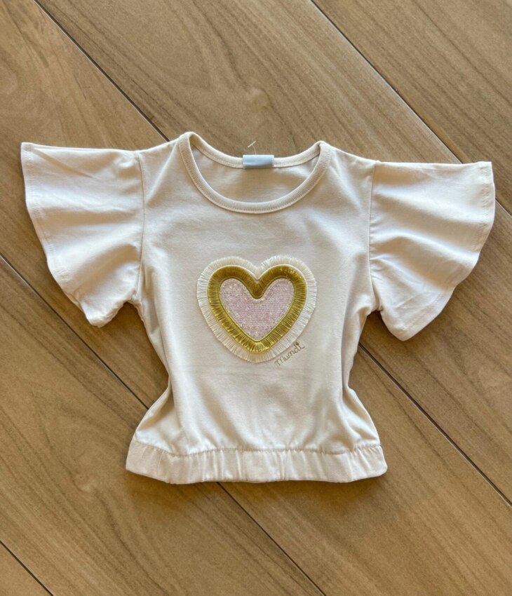 Blusa Cropped Infantil Feminino com Bordado Coração Bege Fernanda Ramos Kids