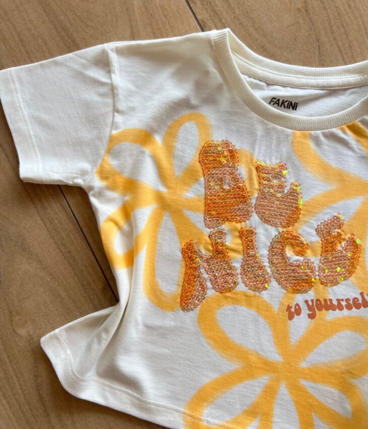 fernandaramoskids com br Blusa Infantil Feminina Manga Curta To Yourself Off White1