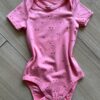 Body Infantil Feminino Básico Manga Curta Estampa Cereja Rosa Fernanda Ramos Kids
